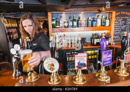 Turf Tavern Pub, Bar-Szene, Oxford, Oxfordshire, England Stockfoto