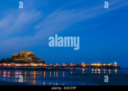 Vereinigtes Königreich, Kanalinseln, Jersey, Gorey, Mont Hochmuts Burg Stockfoto