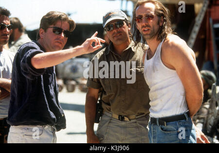 CON-AIR REGISSEUR SIMON WEST, nicht identifizierte, NICOLAS CAGE CON AIR Datum: 1997 Stockfoto