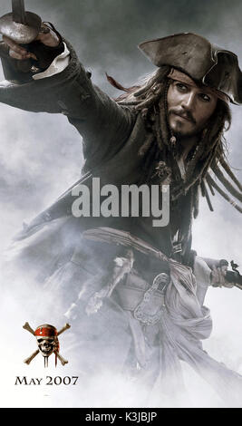 Piraten der Karibischen Meere: AM ENDE DER WELT [USA 2007] aka FLUCH DER KARIBIK 3 Johnny Depp als Captain Jack Sparrow PIRATEN DER KARIBISCHEN MEERE: AM ENDE DER WELT [USA 2007] aka FLUCH DER KARIBIK 3 Johnny Depp als Captain Jack Sparrow Datum: 2007 Stockfoto