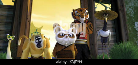 KUNG FU PANDA LUCY LIU stimmen Viper, Seth Rogen stimmen Mantis, Jackie Chan voices Monkey, DUSTIN HOFFMAN stimmen Meister Shifu, Angelina Jolie stimmen Tigerin, DAVID CROSS stimmen Kran KUNG FU PANDA Datum: 2008 Stockfoto