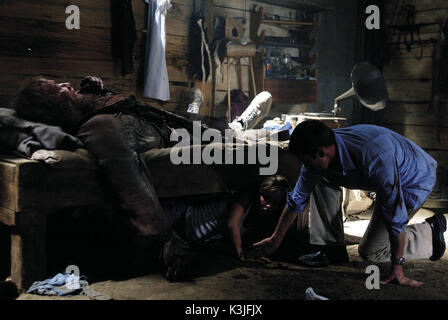 WRONG TURN Datum: 2003 Stockfoto