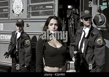 DEATH RACE [US/GER/BR 2008] NATALIE MARTINEZ als Elizabeth Fall, kommt aus dem Frauengefängnis in einem Action-thriller in der nahen Zukunft. DEATH RACE Datum: 2008 Stockfoto