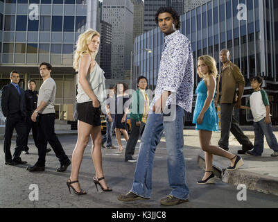 Helden Adrian Pasdar als Nathan Petrelli, Greg Grunberg als Matt Parkman, Milo Ventimiglia als Peter Petrelli, Ali Larter als Niki Sanders, Santiago Cabrera als Isaac Mendez, Tawny Cypress als Simone Deveraux, Masi Oka als Hiro Nakamura, Sendhil Ramamurthy als Mohinder Suresh, Hayden Panettiere als Clair Bennett, Leonard Roberts als d.l Hawkins, Noah Gray-Cabey als Micah Sanders HEROES Datum: 2006 Stockfoto