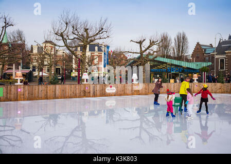 Niederlande, Amsterdam, Rijksmuseum, Eisbahn Stockfoto