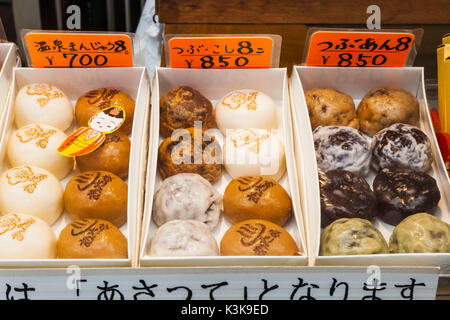 Japan, Hoshu, Präfektur Shizuoka, Atami, traditionelles Souvenir Kuchen Stockfoto