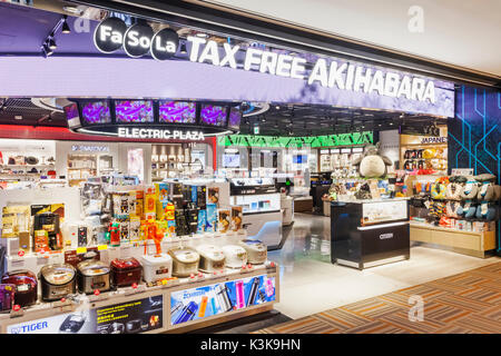 Japan, Hoshu, Tokio, Narita Flughafen, Duty-free-Shops, Tax Free Akihabara elektrischen Produkte Store Stockfoto