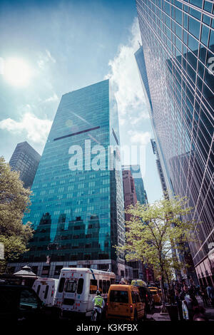 W.R.Grace Gebäude und Wolkenkratzer, Streetview, Manhatten, New York, USA Stockfoto