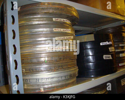 Archivierte FILM Dosen am Kino Museum, London, Juli 2009 Stockfoto