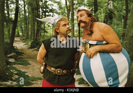 ASTERIX AUX JEUX GRAND SKI aka "ASTERIX BEI DEN OLYMPISCHEN SPIELEN CLOVIS CORNILLAC als Asterix, Gerard Depardieu als Obelix Datum: 2008 Stockfoto