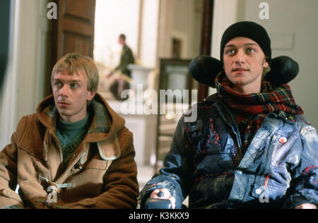 Innen ICH TANZE [IRE/BRI/FR 2004] STEVEN ROBERTSON als Michael Connolly, James MCAVOY als Rory OShea Datum: 2004 Stockfoto