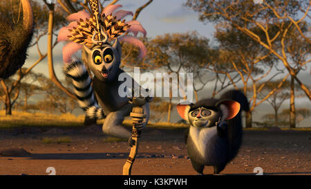 MADAGASCAR: ESCAPE 2 AFRICA Sacha Baron Cohen als König Julien, Cedric The Entertainer wie Maurice Datum: 2008 Stockfoto