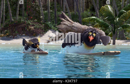 SURF'S UP [USA 2007] SHIA LABEOUF stimmen Cody Maverick, den Geek Jeff Bridges Voices'' Datum: 2007 Stockfoto