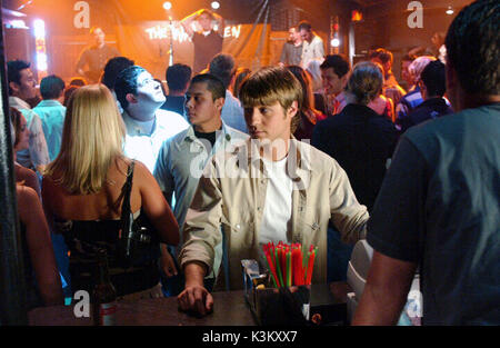 THE O.C. STAFFEL 2; Episode 3 DIE NEUEN KINDER IM BLOCK Benjamin McKenzie als Ryan Datum: 2003 Stockfoto