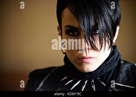 MAN SOM HATAR KVINNOR DAS MÄDCHEN MIT DEM DRAGON TATTOO NOOMI RAPACE als Lisbeth Salander Datum: 2009 Stockfoto