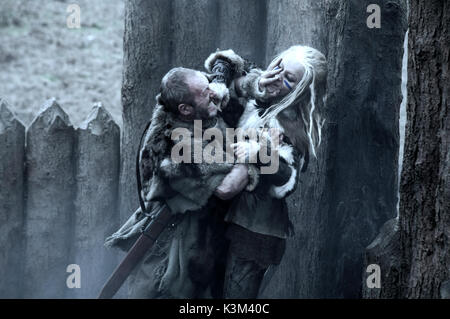 Hauptmann Liam Cunningham, Olga Kurylenko) Hauptmann Datum: 2010 Stockfoto