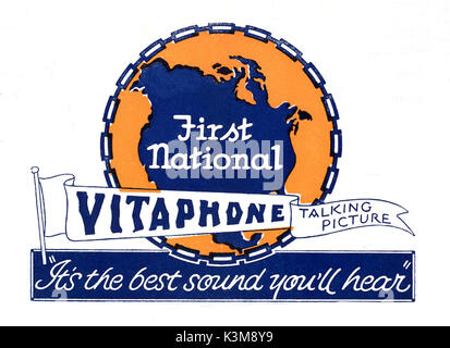 Erste nationale VITAPHONE REDEN BILD Erste nationale war ein Kino und die Produktion von Warner Bros. im Jahr 1928 gekauft. Es hat seine eigene Identität, für einige Jahre. Hier wirbt in 1929 Vitaphone ein Film Sound System Disks verwenden, auf dem der Film Klang in den Studios aufgenommen wurde und von Disks in den Kinos vervielfältigt, anstatt von einer Spur auf dem Film, welche Technik die Disc System in wenigen Jahren ersetzt. Datum: Stockfoto