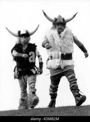 Die BENNY HILL SHOW [BR 1969 -1989] DOUGIE KLEIN, Benny Hill Datum: 1989 Stockfoto