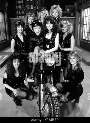 Die BENNY HILL SHOW [BR TV-Serien 1969 -1989] BENNY HILL [center] Datum: 1989 Stockfoto