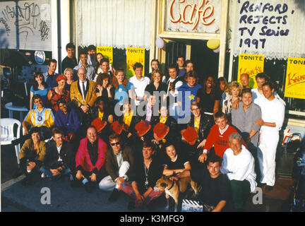RENFORD LEHNT [BR TV-Serie 1998] Cast und Crew einschließlich: [dritte Zeile] Durchgang Girl RENEE GLYNNE [Zweiter von links] [vordere Reihe L-R] Schauspieler ALEX NORTON [Dritter von links], Produzent Steven BAWOL, Kameramann PIERRE BOFFETY Datum: 1998 Stockfoto