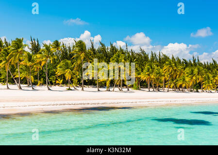 Juanillo Beach (playa Juanillo), Punta Cana, Dominikanische Republik. Stockfoto