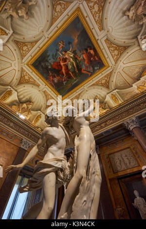 Apollo und Daphne von Gian Lorenzo Bernini, der Galleria Borghese in Rom, Italien Stockfoto