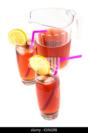 Gläser Eistee mit Zitrone Limette Slice Stockfoto