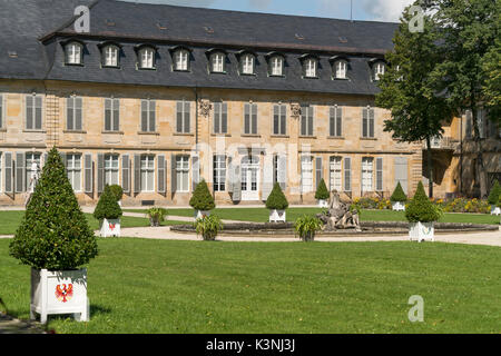 Hofgarten im Neuen Schloss Bayreuth, Oberfranken, Bayern, Deutschland | Hofgarten Hofgarten, Neues Schloss Neues Schloss, Bayreuth, Obere Fra Stockfoto