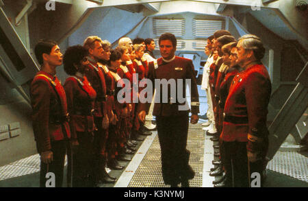 STAR TREK III: AUF DER SUCHE NACH SPOCK [USA 1984] William Shatner als Captain James T Kirk [center] mit George Takei als Sulu und Nichelle Nichols, Uhura [links] und Walter Koenig als Chekov und JAMES DOOHAN als Scotty Datum: 1984 Stockfoto