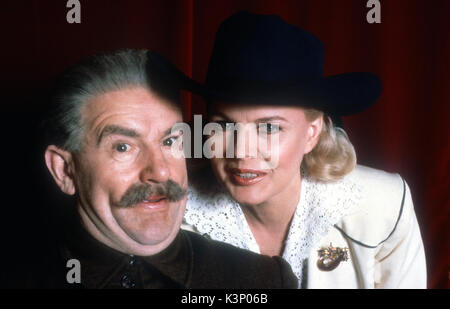 RED MONARCH [BR] TVM 1983 COLIN BLAKELY wie Stalin, Carroll Baker Datum: 1983 Stockfoto