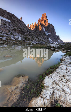 Dämmerung leuchtet Berg Paterno. Sextner Dolomiten Trentino Alto Adige Italien Europa Stockfoto