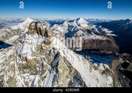 Luftaufnahme von der Südseite des Matterhorn Zermatt im Kanton Wallis Schweiz Europa Stockfoto