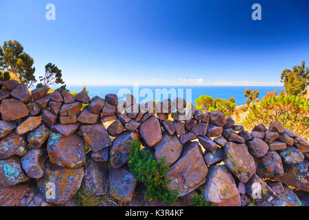 Isla Taquile auf der peruanischen Seite des Titicacasees, Provinz Puno, Peru Stockfoto