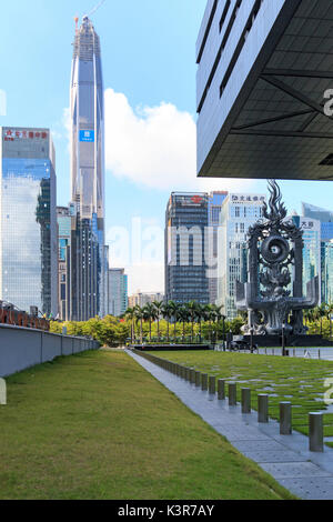 Shenzhen Skyline von der Börse Gebäude mit den Ping An IFC, das höchste Gebäude der Stadt zu sehen, der im Hintergrund, China Stockfoto