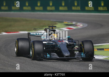 September 3, 2017 - Monza, Italien - LEWIS HAMILTON Großbritannien und MERCEDES AMG PETRONAS-F1-Team fährt während der 2017 Formel 1 Grand Prix von Italien in Monza, Italien. (Bild: © James Gasperotti über ZUMA Draht) Stockfoto