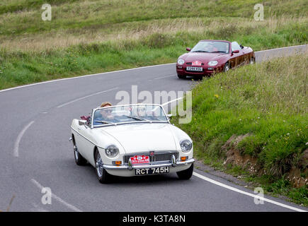 Eastbourne, East Sussex, UK. 3 Sep, 2017 mg und Sprite Autobesitzer nehmen Teil an der South Downs. Dieser nicht wettbewerbsfähiger Antrieb startet von Hill Bury in der Nähe von Arundel. Die Route der malerischen Südküste von Sussex einschließlich der schönen Beachy Head Klippen folgt, vor der Ankunft im beliebten Badeort Eastbourne, East Sussex. Credit: Alan Fraser Stockfoto