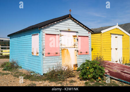 Strand Hütten auf St Leonards Strand, Hastings, Großbritannien Stockfoto