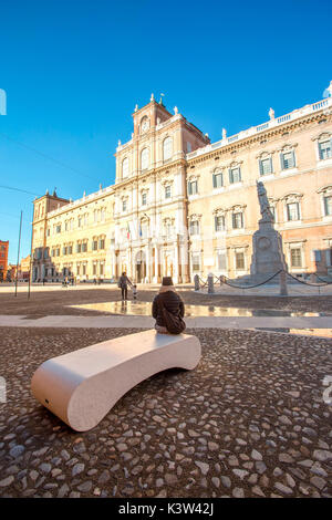 Modena, Emilia Romagna, Italien. Piazza Roma Stockfoto