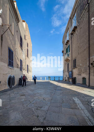 Tropea, Kalabrien, Italien. Der berühmte Balkon "La Villetta" von Tropea. Stockfoto