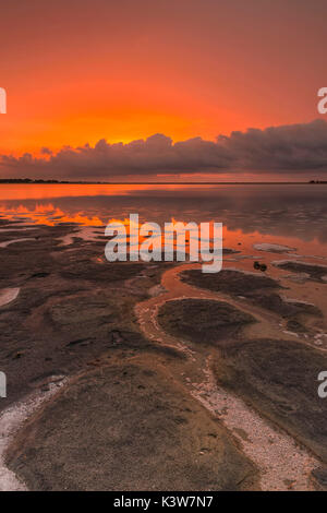 Italien, Sardinien, Villasimius, Dawn auf Notteri Teich.. Stockfoto