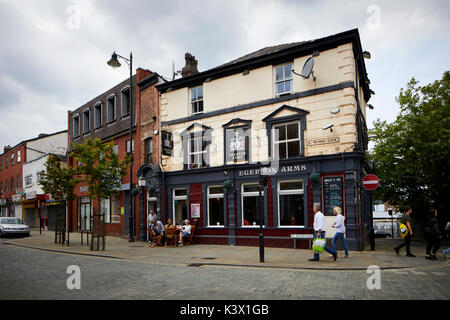 Wahrzeichen Stockport Stadtzentrum Cheshire in gtr Manchester St Landmark Pub Edgertons Arme St Petersgate Stockfoto