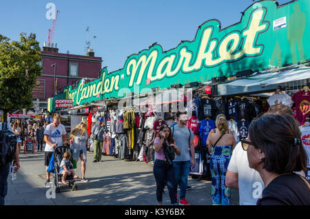 Außenansicht des Camden Market an der Camden High Street in Camden Town, London Stockfoto