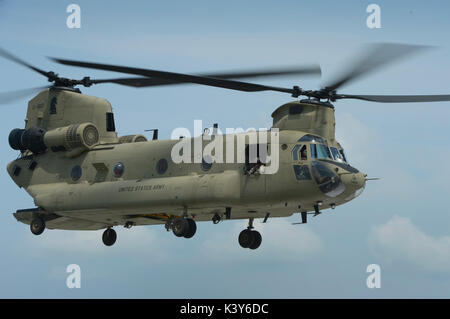 Eine von zwei CH-47 Chinook Hubschrauber, 2 Bataillon 501 Aviation Regiment. Stockfoto