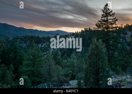 Sonnenuntergang im Eldorado Canyon State Park, Colorado. Stockfoto