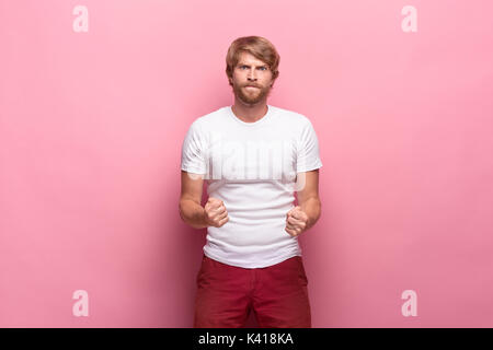 Der Zorn und angespannt Mann Stockfoto