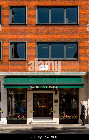 Maurice Sedwell Bespoke Tailors, Savile Row, London, UK Stockfoto