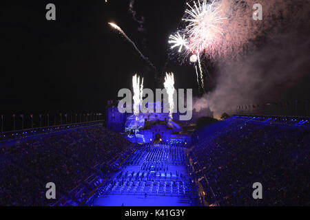 Royal Edinburgh Military Tattoo Vorschau Nacht in Edinburgh Castle als Teil von Edinburgh International Festival. Mit: Military Tattoo Künstler Wo: Edinburgh, Großbritannien Wann: 03. August 2017 Credit: WENN.com Stockfoto