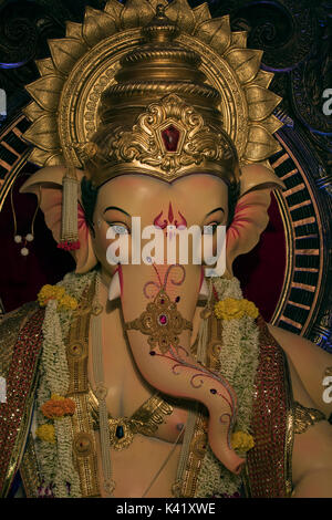 Das Bild der Portrait von ganpati oder Elefant unter der Leitung Herrn in Khetwadi, Mumbai, Indien Stockfoto