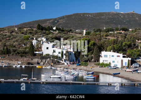 Allgemeine Ansicht über die Costa Brava Küstenort Portlligat, in der Nähe von Cadaqués, in Spanien. Stockfoto