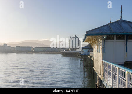 Llandudno Pier in Wales Stockfoto